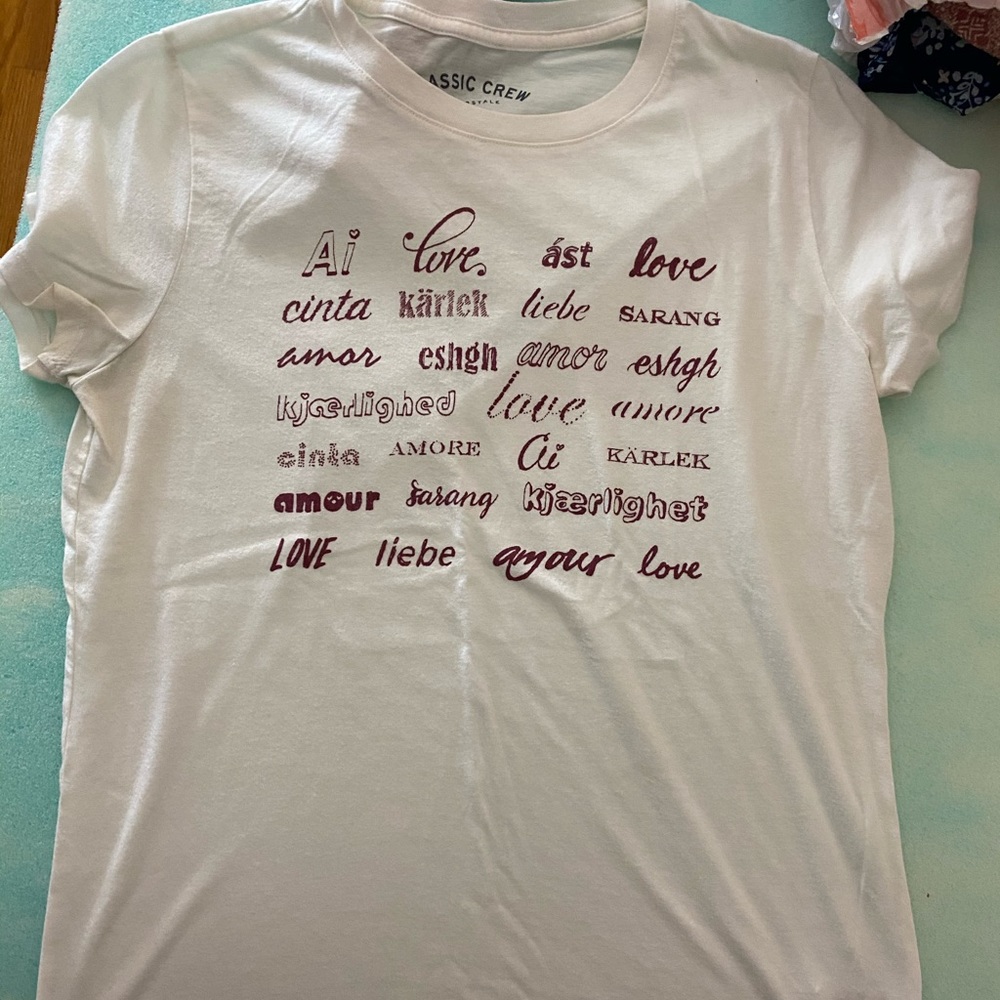 Aeropostale tee.